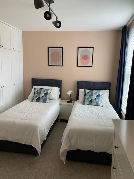 Napier - A Beautiful House In The Southsea Location *